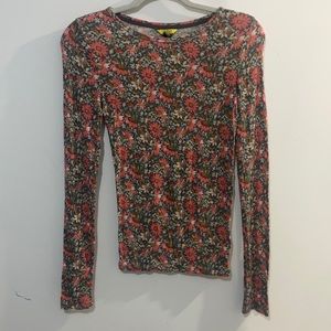 Follower print shirt